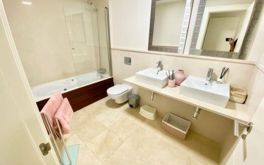 2 bedroom Apartment in Los Flamingos