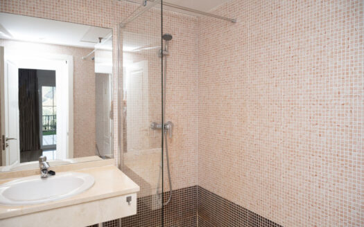 2 bedroom Apartment in Istán