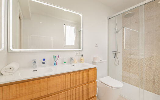 2 bedroom House in La Campana