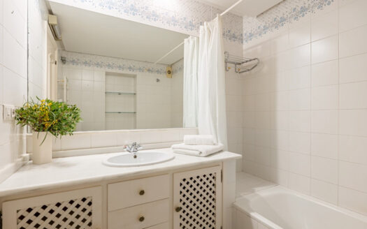 2 bedroom Apartment in Los Almendros