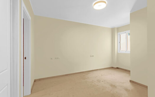 3 bedroom Apartment in Elviria