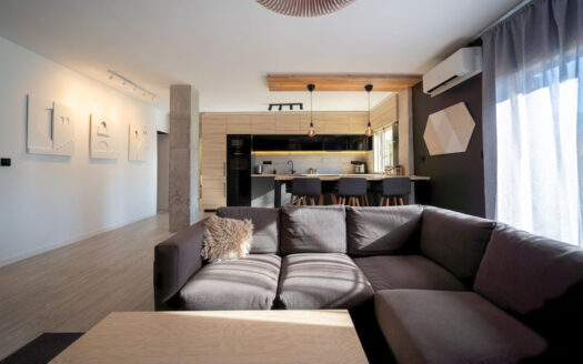 4 bedroom Apartment in El Coto