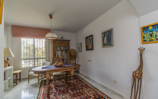 4 bedroom Apartment in Reserva De Marbella