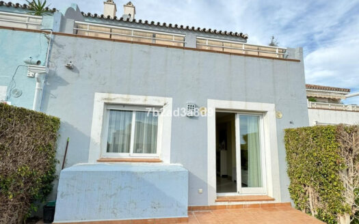 3 bedroom House in New Golden Mile