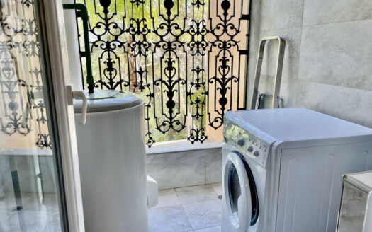 2 bedroom Apartment in Nueva Andalucía