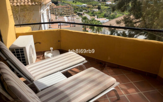 3 bedroom Apartment in Estepona