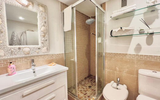 2 bedroom Apartment in Las Chapas