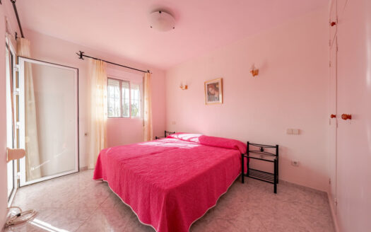 4 bedroom House in La Campana