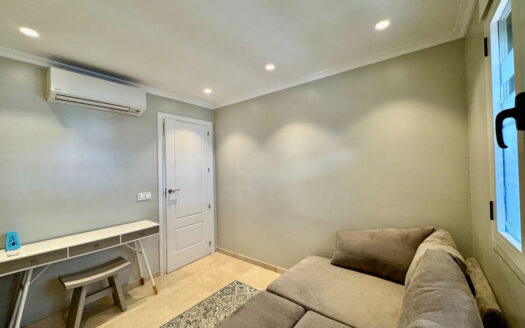 2 bedroom Apartment in New Golden Mile