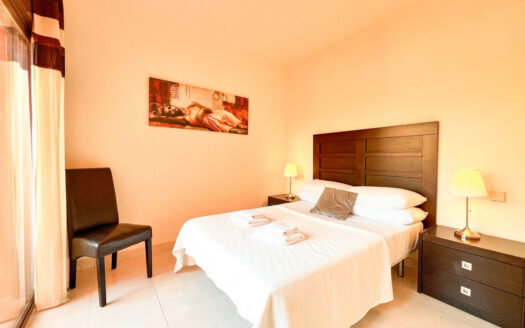 3 bedroom Apartment in Estepona