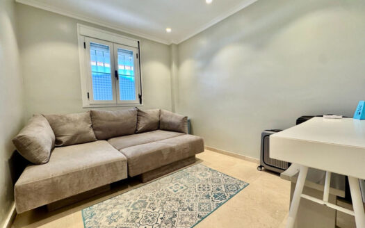 2 bedroom Apartment in New Golden Mile