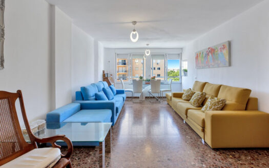 3 bedroom Apartment in Los Boliches