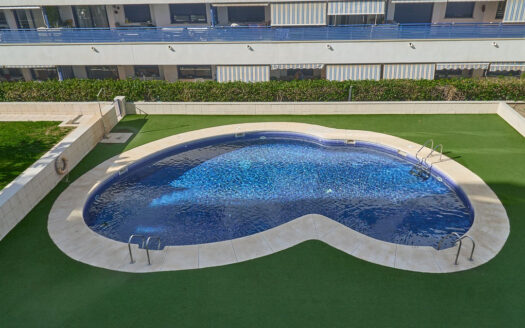3 bedroom Apartment in Estepona