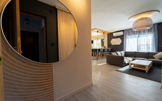 4 bedroom Apartment in El Coto