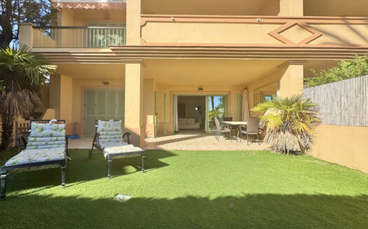 2 bedroom Apartment in Los Flamingos