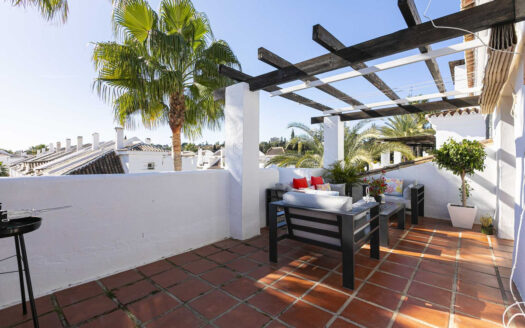 2 bedroom Apartment in Puerto Banús