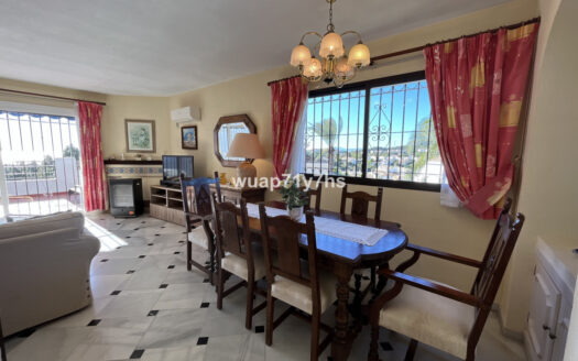 4 bedroom House in Calahonda