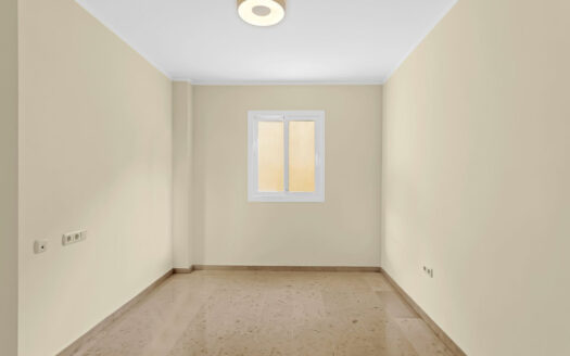 3 bedroom Apartment in Elviria