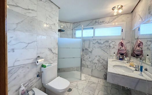 3 bedroom House in Estepona