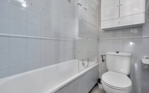 2 bedroom Apartment in Marbella