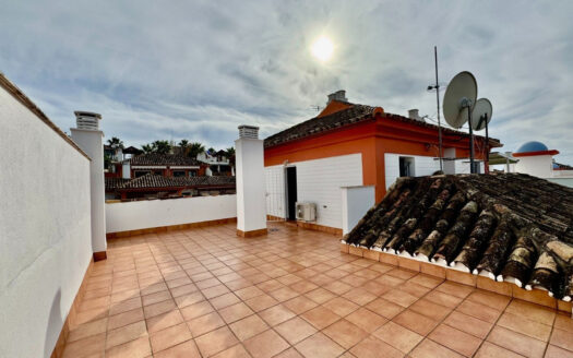 2 bedroom Apartment in New Golden Mile