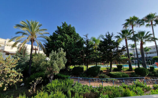 2 bedroom Apartment in Nueva Andalucía