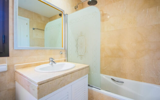 3 bedroom Apartment in Los Arqueros