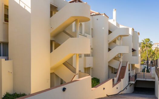 3 bedroom Apartment in Los Almendros
