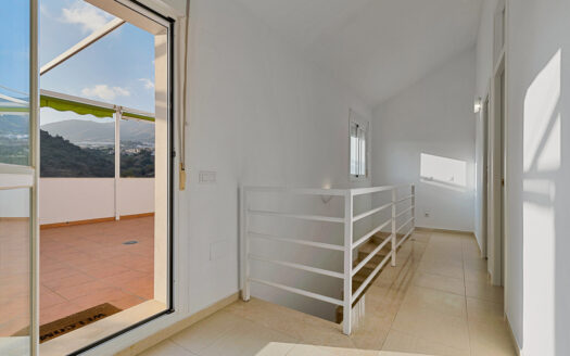 4 bedroom Apartment in Benalmadena