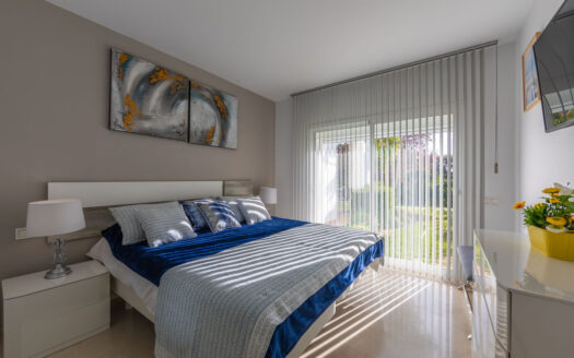 2 bedroom Apartment in Casares Playa