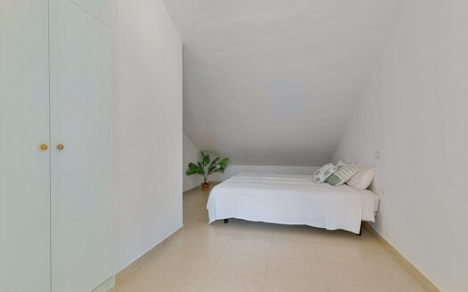 4 bedroom Apartment in Benalmadena