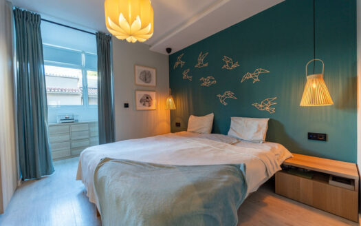 4 bedroom Apartment in El Coto