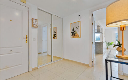 4 bedroom Apartment in Benalmadena