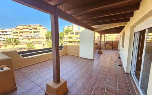 2 bedroom Apartment in Riviera Del Sol