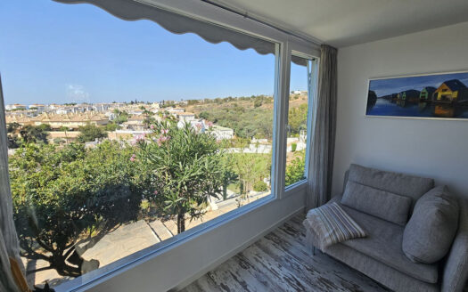 3 bedroom House in Calypso