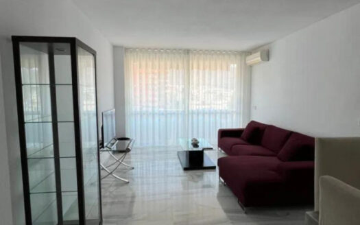 3 bedroom Apartment in Estepona
