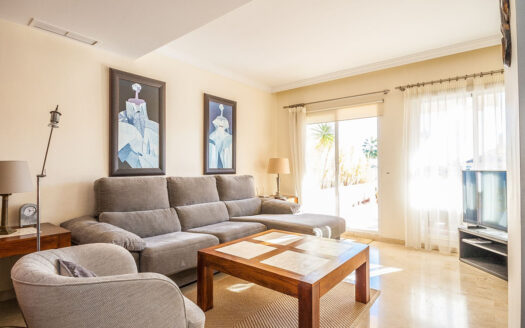 2 bedroom Apartment in Elviria