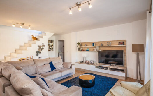 3 bedroom Apartment in Costabella