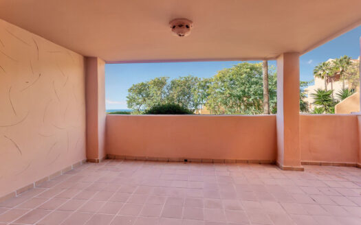 3 bedroom Apartment in Elviria