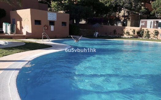 3 bedroom Apartment in Elviria