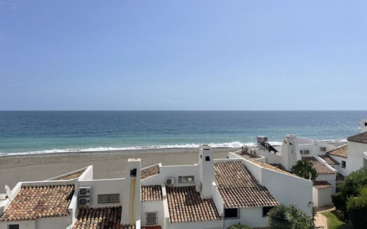 2 bedroom Apartment in Estepona