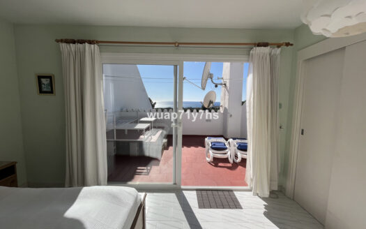 4 bedroom House in Calahonda