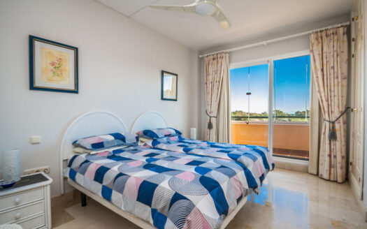 2 bedroom Apartment in Elviria