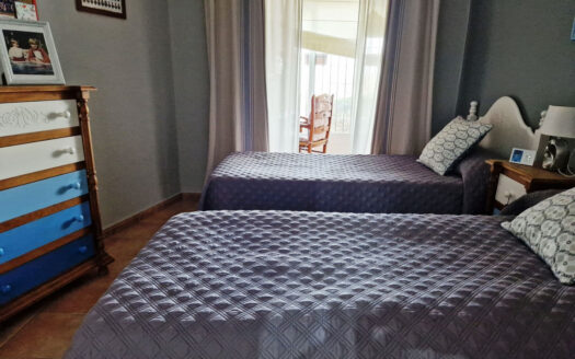 2 bedroom Apartment in Altos De Los Monteros