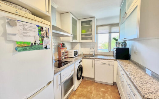 2 bedroom Apartment in Las Chapas