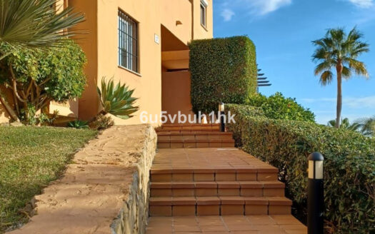 3 bedroom Apartment in Elviria