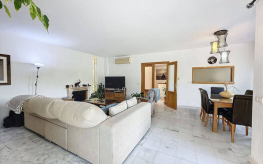 3 bedroom House in Estepona