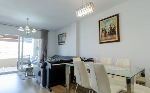 3 bedroom Apartment in La Campana