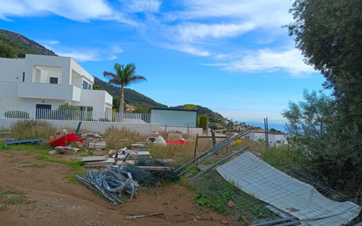Plot in Mijas