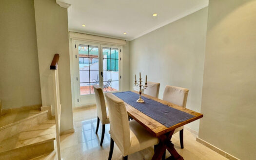 2 bedroom Apartment in New Golden Mile